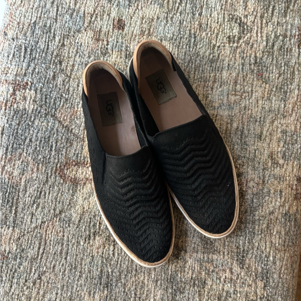 UGG Women's Sammy Chevron Sneaker